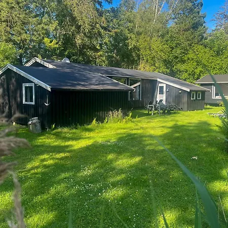 Family Summer House 150 Meters From The Ferienhaus