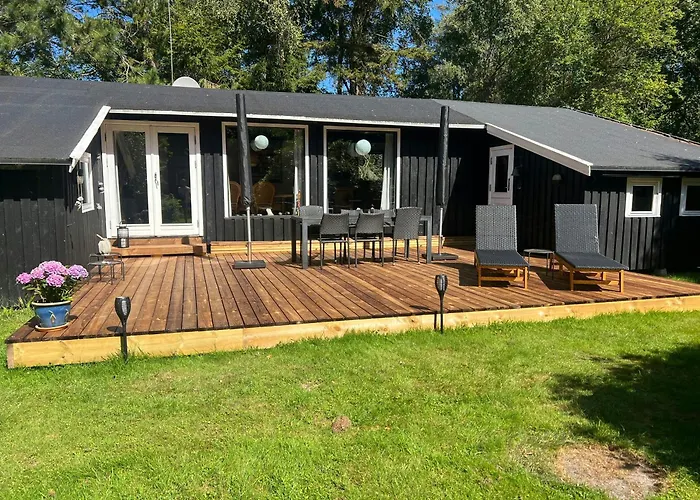 Family Summer House 150 Meters From The Tjørneholm